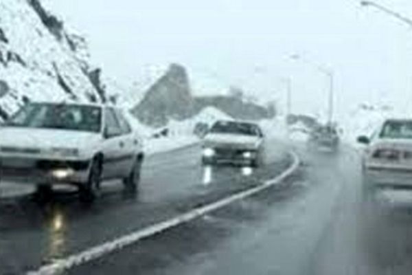 تردد خودروهای سنگین در مسیر قوچان -درگز ممنوع شد