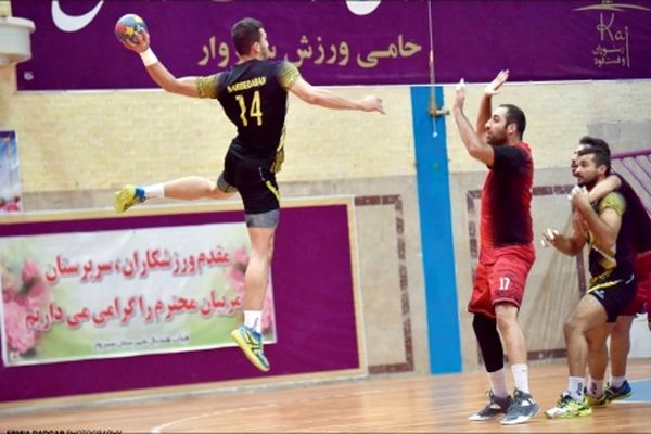 هندبالیست های سبزواری به مصاف نیروی زمینی می روند