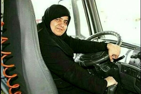 به این زن لرستانی حاج حسین جاده‌ها می گویند !+عکس