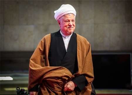 آیت‌الله هاشمی هیچگاه در یک حزب جا نگرفت