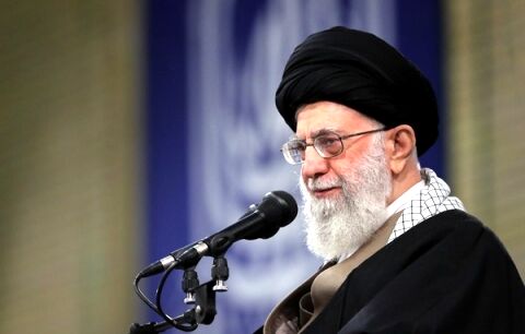 پیام رهبر انقلاب به نشست اتحادیه انجمن‌های اسلامی دانشجویان در اروپا