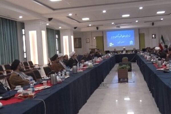 مدیر کل اطلاعات استان: اداره کشور با روش های منسوخ سخت افزاری میسر نیست