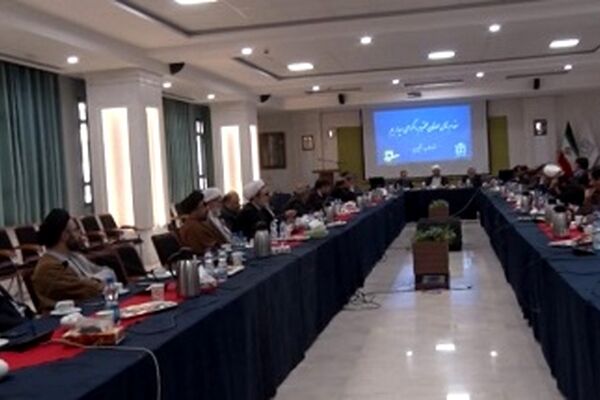 مدیر کل اطلاعات استان: اداره کشور با روش های منسوخ سخت افزاری میسر نیست