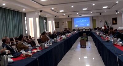 مدیر کل اطلاعات استان: اداره کشور با روش های منسوخ سخت افزاری میسر نیست