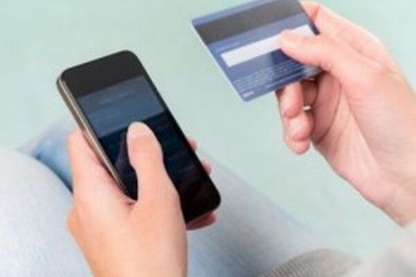 تراکنش موبایلی فقط با کارت بانکی هم‌نام با سیم کارت