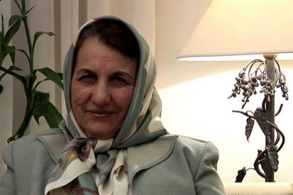 پوران شریعت‌رضوی و زندگی زیر سایه دو نام