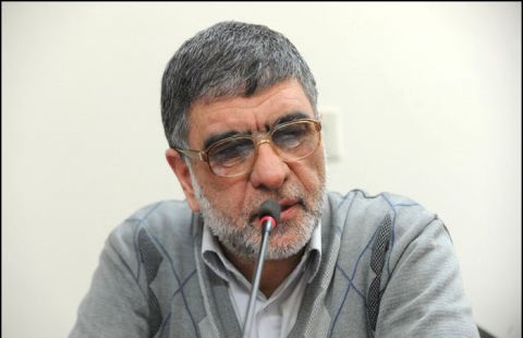 جریان اصولگرایی باید نیمی از رفتار و نگرش خود را تغییر دهد