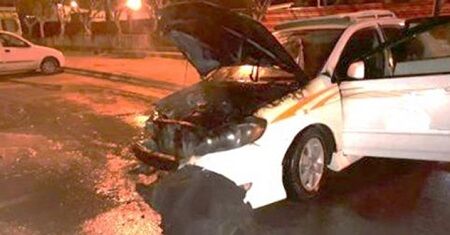 آتش‌سوزی خودرو سواری در پایانه مسافربری مشهد