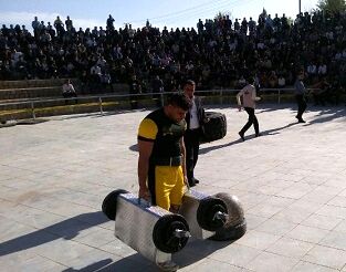 مسابقات کشوری قویترین مردان در سبزوار برگزار شد