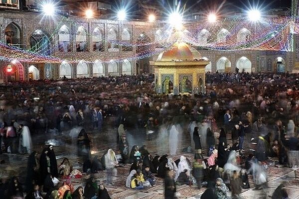 آغاز جشن میلاد امام حسین(ع) و اعیاد شعبانیه در حرم رضوی