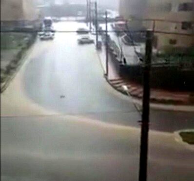 حجم بارندگی در بلوار سرافرازان مشهد و آبگرفتگی معابر