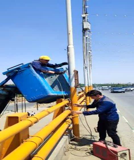 رونمایی از دستگاه هوشمند هشداردهنده یخ‌زدگی معابر در مشهد؛ گامی نو در مدیریت زمستانه شهر
