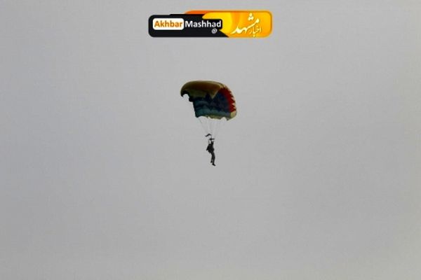 مراسم رژه نیروهای مسلح در بلوار نماز مشهد