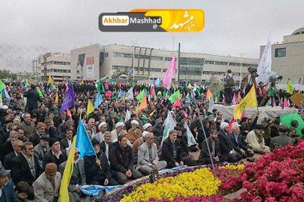 اجتماع بزرگ منتظران ظهور در عرصه میدان شهدا مشهد+فیلم