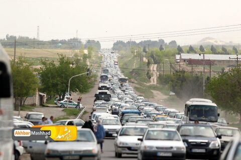 ترافیک سنگین خودروها در مسیر بهشت رضای مشهد