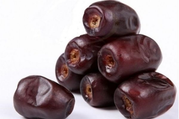 قیمت هر بسته خرما به ۲۵ هزار تومان رسید