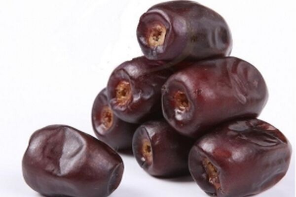 قیمت هر بسته خرما به ۲۵ هزار تومان رسید