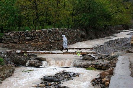 مشکل پل روستای حمام قلعه مالکیتی است+تصاویر