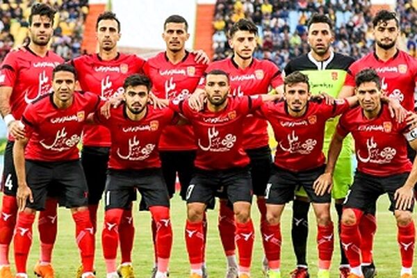 صف طولانی خرید بلیط بازی پدیده و استقلال؛ ۹ ساعت قبل از آغاز بازی