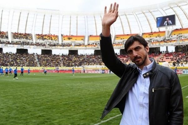 اولین حضور استقلال در ورزشگاه امام رضا/تشویق رحمتی توسط تماشاگران پدیده