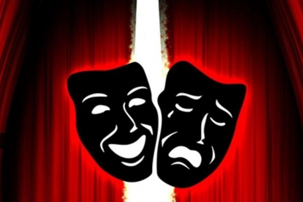 روی صحنه تئاتر مشهد چه خبر است؟