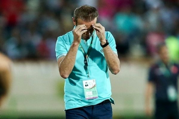 گل‌محمدی زیر سرم رفت/ مربی پدیده: فردا برای خودمان بازی می‌کنیم نه پرسپولیس