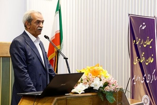 رئیس اتاق ایران: شفافیت در این کشور جریمه دارد