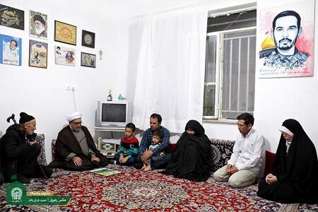 دیدار تولیت آستان قدس رضوی با خانواده شهید خاوری+فیلم