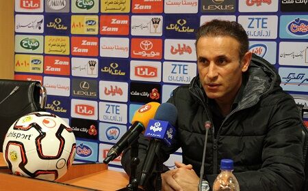 گل‌محمدی: بازیکنانم قهرمان واقعی لیگ هستند
