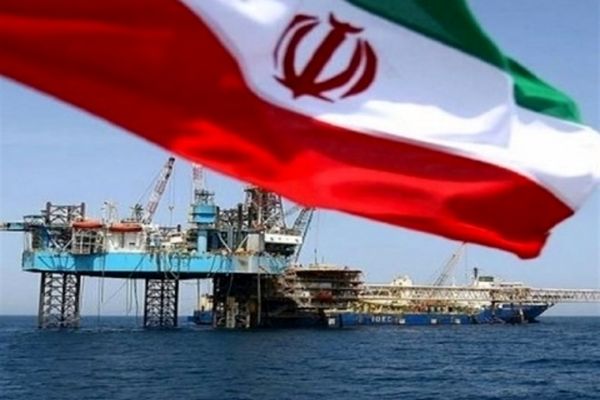 ۲ شرط ایران برای بقای برجام؛ صادرات ۱.۵ میلیون بشکه نفت و دسترسی به دلارهای نفتی