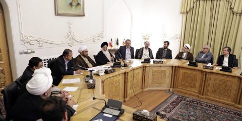 حجت‌الاسلام مروی: محرومیت‌زدایی و اشتغال‌زایی جوانان را در آستان قدس دنبال می‌کنیم