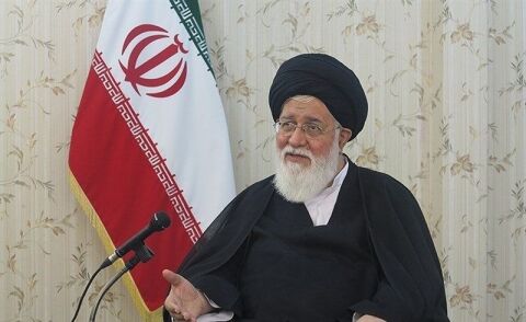 آیت‌الله علم‌الهدی: مرحوم طباطبایی پناهگاه افراد گرفتار بود/ ماجرای تاسیس "شرکت جعفری" پیش از انقلاب