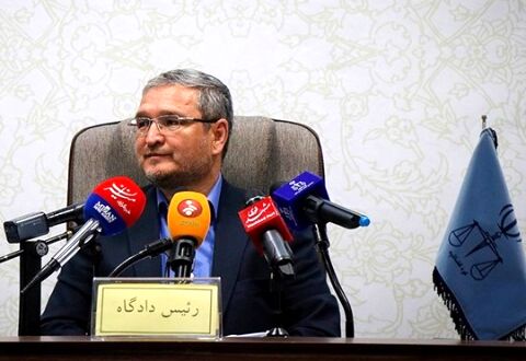 تذکر مجدد رئیس دادگاه به متهمان/ قاضی منصوری: با نظارت دادگاه نسبت به بازگرداندن اموال و بدهی‌ها اقدام کنید