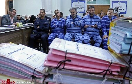 دلالی نزدیکان«پهلوان»در خرید و فروش سهام پدیده/  مهلت چند روزه به متهمان در جهت معرفی و بازگرداندن اموال پدیده