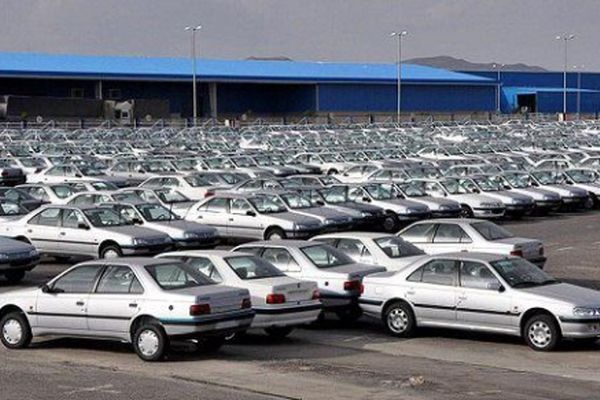 خودروسازان تا زمان تحویل تعهدات خود حق پیش فروش ندارند