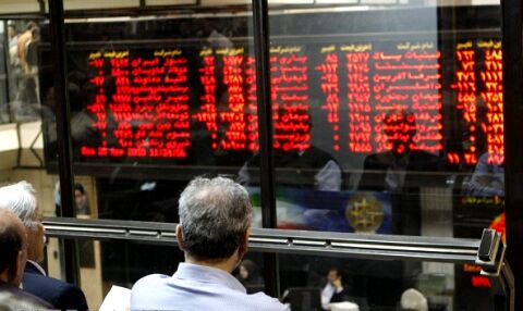 اشتیاق مشهدی‌ها به بازار بورس افزایش یافت؛ بیش از ۳۶۰۰ میلیون سهم معامله شد