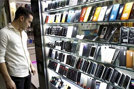 فعلا قیمت در بازار موبایل ثابت است