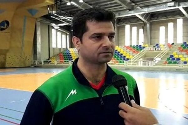 سرمربی خراسانی تیم ملی: جام آسیا را در ایران نگه می داریم