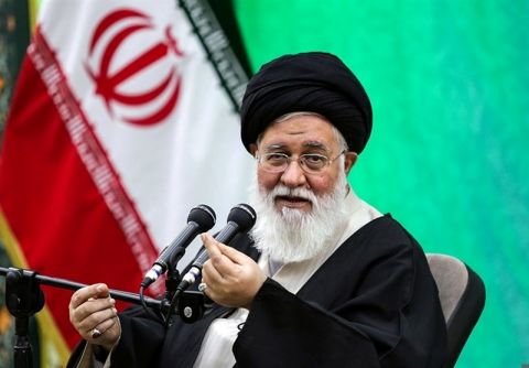 ‌آیت‌الله علم‌الهدی: نهی از منکری ‌از صدا و سیما دارم