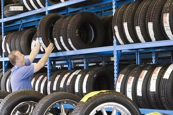 بازار مشهد با کمبود لاستیک مواجه است