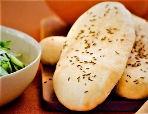 طرز پخت یک نان معطر در خانه
