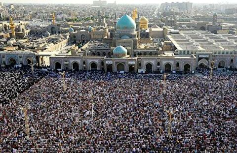 اقامه نماز عید سعید فطر در مشهد به امامت آیت‌الله‌علم الهدی