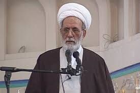امام جمعه موقت مشهد: کسی فکر نکند آمریکا یک دقیقه می‌تواند صداقت بخرج دهد