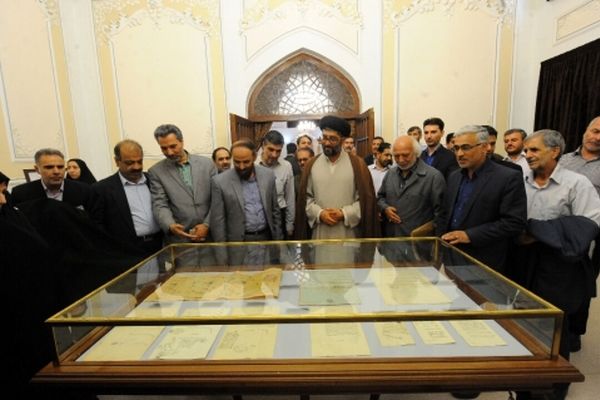 قدیمی ترین سند زیارتی امام رضا (ع) موجود در مرکز اسناد آستان قدس رضوی رونمایی شد