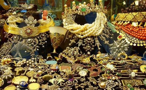 بخشی از نوسانات بازار طلا و ارز عمدی است