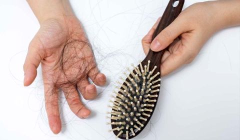6 دلیل پزشکی ریزش مو