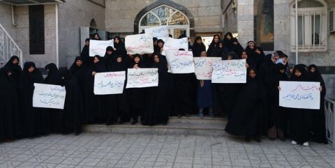 اعتراض مجدد بانوان قلعه ساختمان به حضور «چَلُوها» در شهرک شهید رجایی