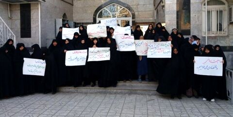 اعتراض مجدد بانوان قلعه ساختمان به حضور «چَلُوها» در شهرک شهید رجایی