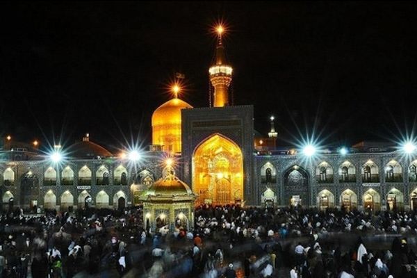 تاریخ‌شناس ژاپنی در حرم مطهر رضوی مسلمان شد