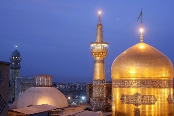 تشرف جمعی از دختران مسلمان دنیا به حرم رضوی